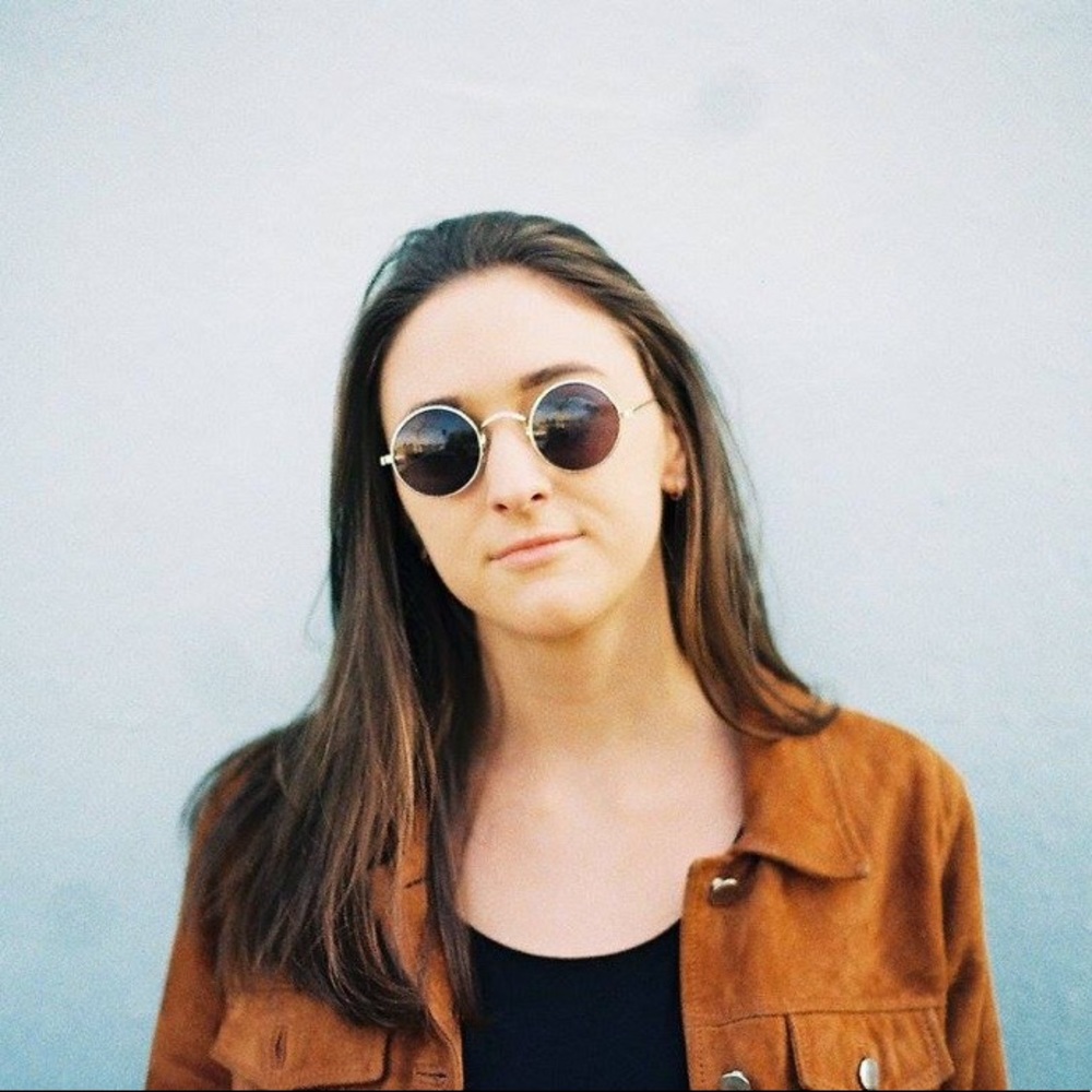 Meet your Posher, Emma